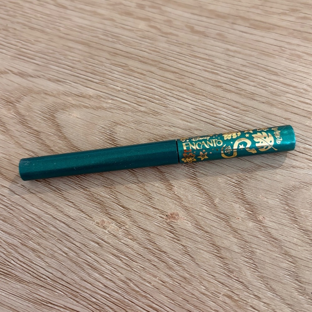 Alamar X Disney Encanto Spread Your Wings Liquid Liner